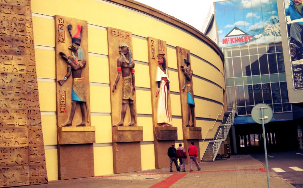 Египетский фасад, казино Admiral