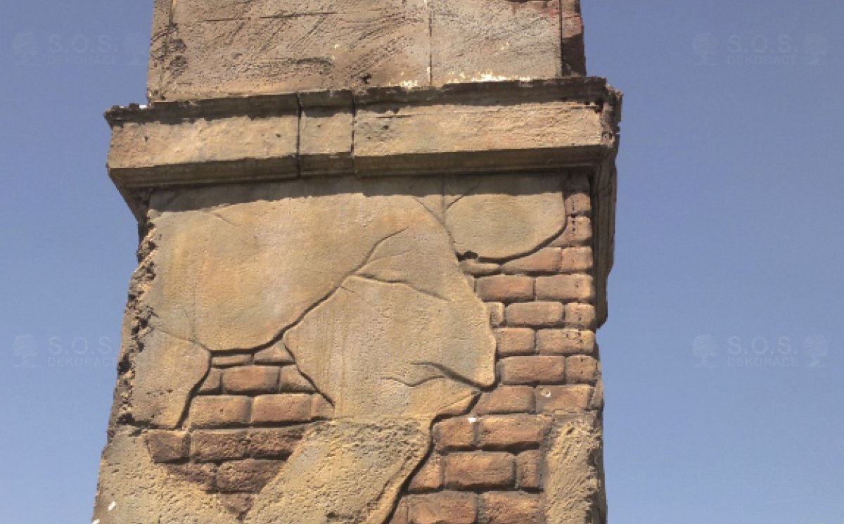 Фасад, Excalibur City Hatě