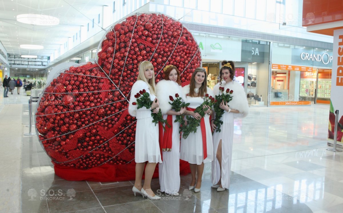 День Святого Валентина, Centrum Černý Most, Прага