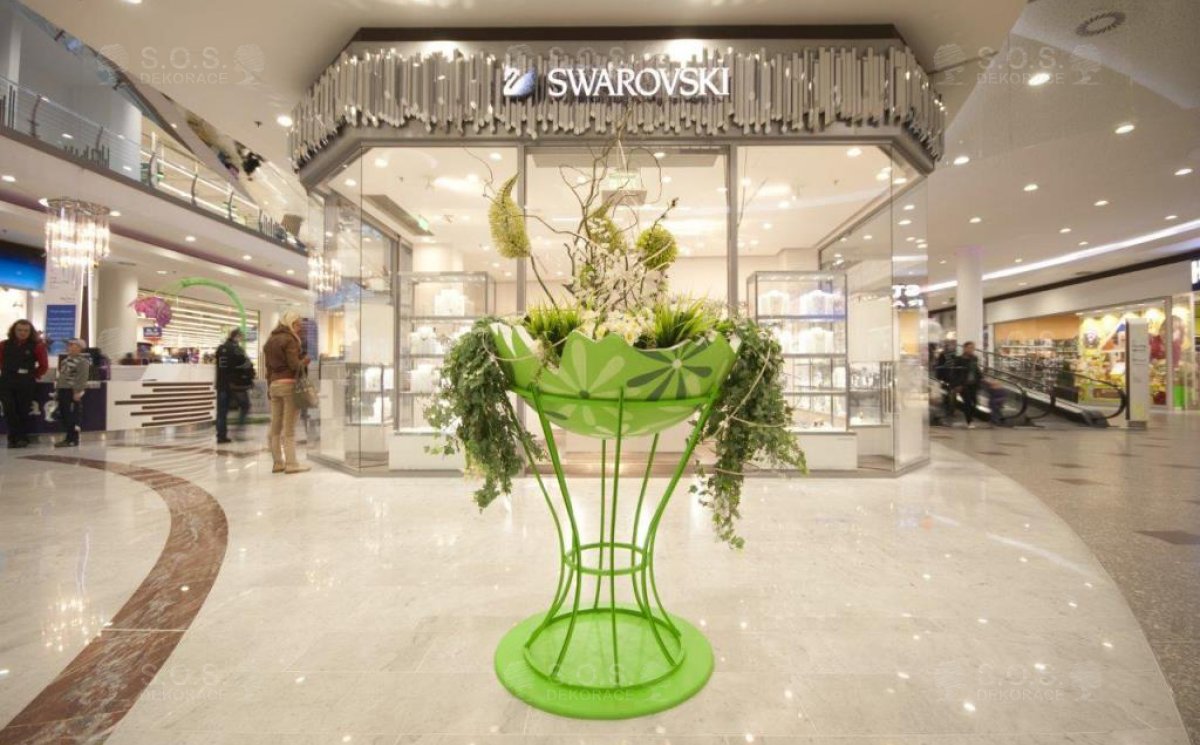 Весенние декорации, OC Nový Smíchov