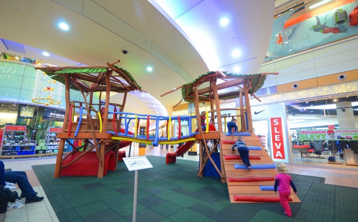 ВИДЕО: Референции – Детские уголки 2014